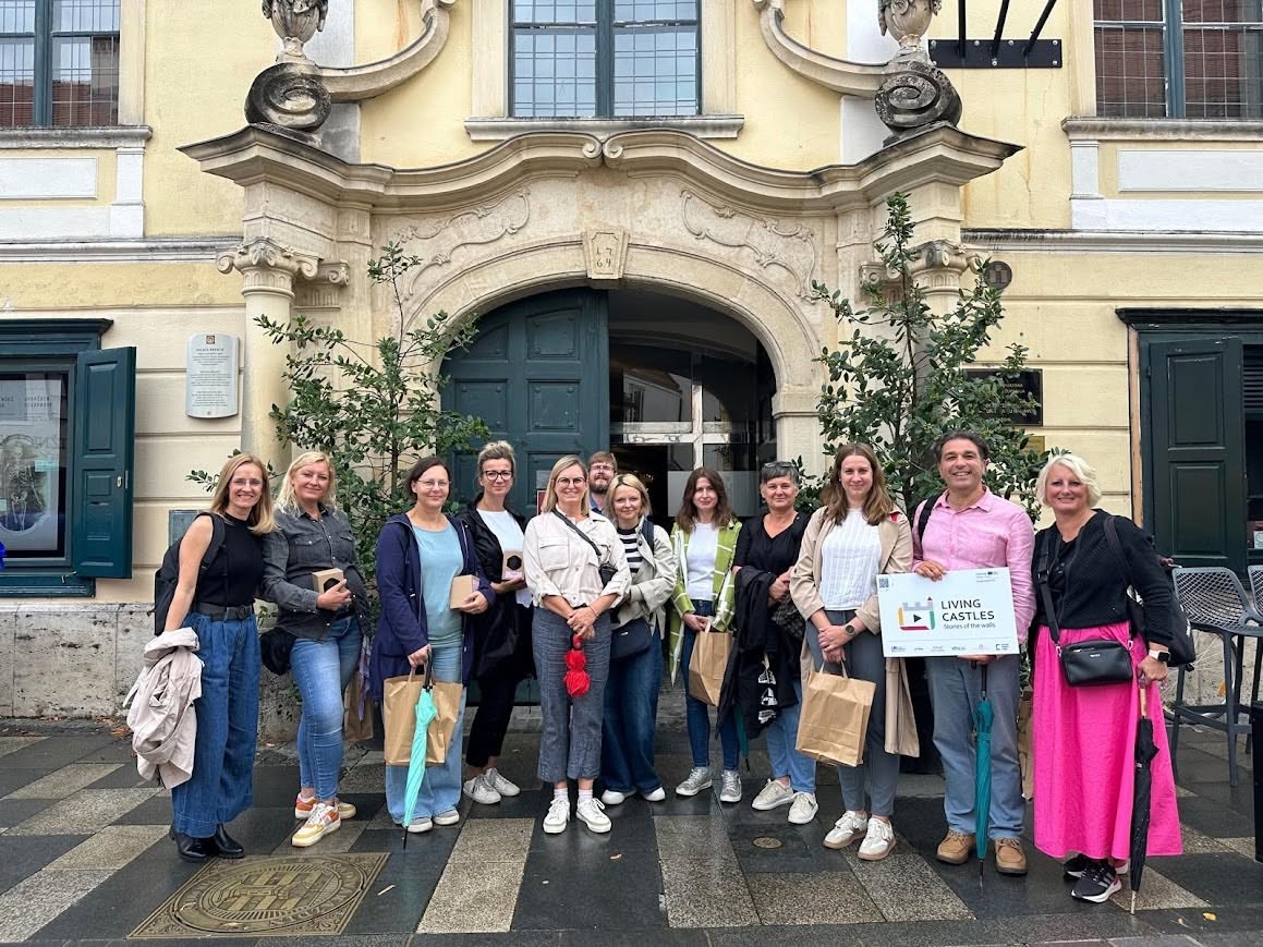NASLOVNA LIVING CASTLES VARAZDIN